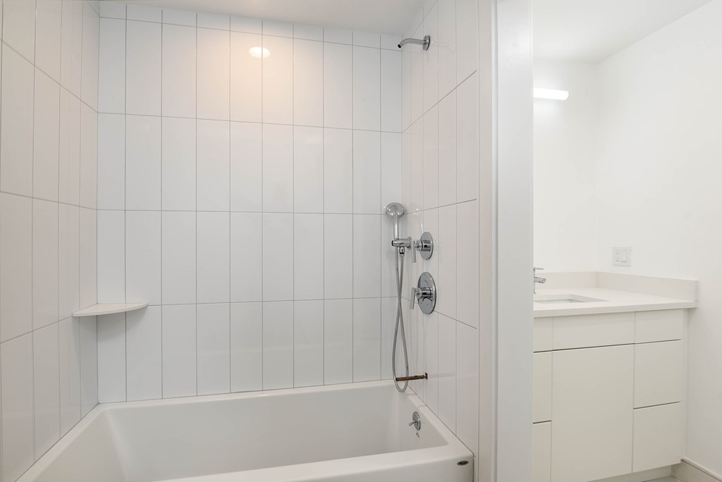 102 Thurston Road, Unit 102 Newton, MA 02464 - Photo 27 of 35