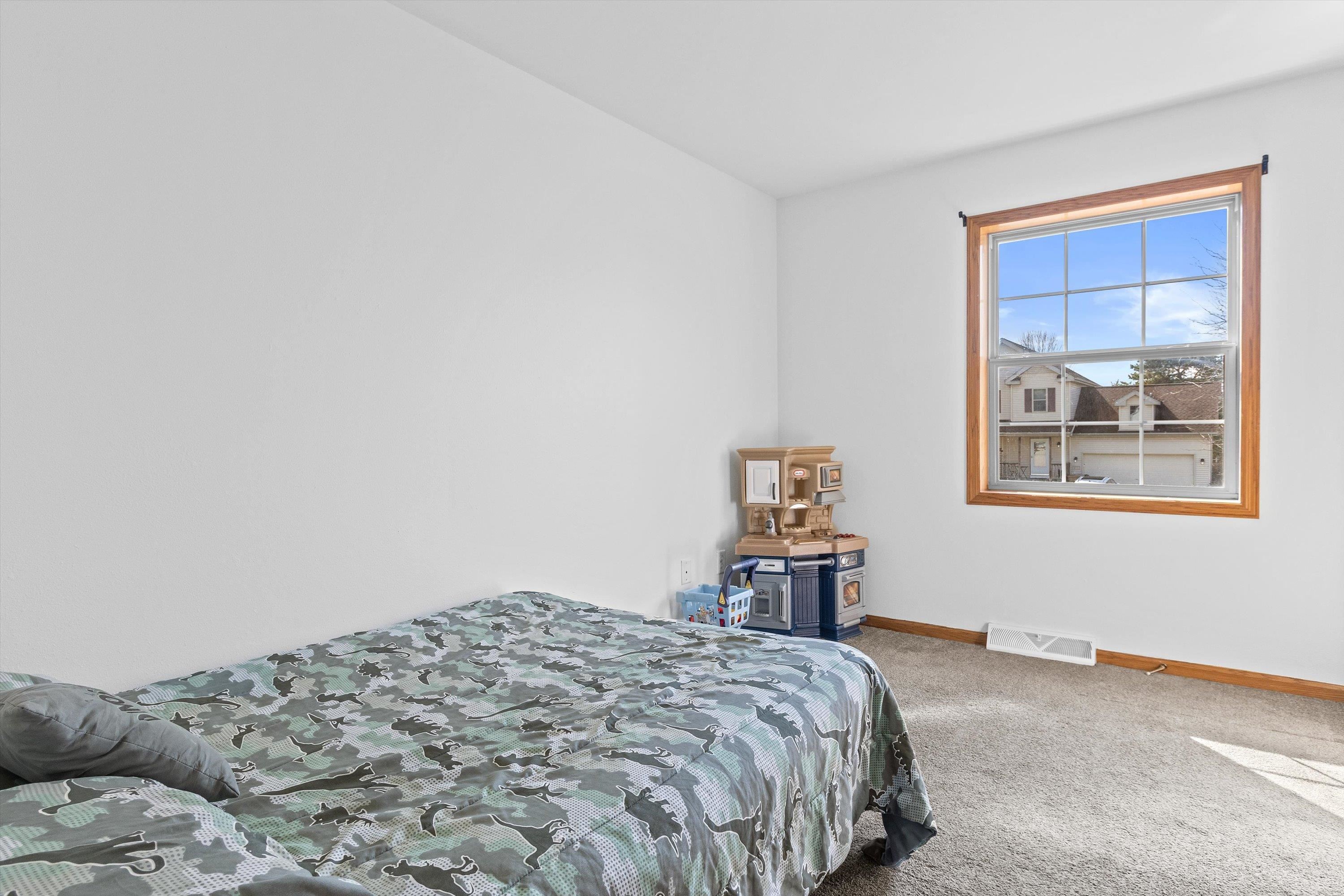 4109 Carberry Street Madison, WI 53704 - Photo 16 of 31