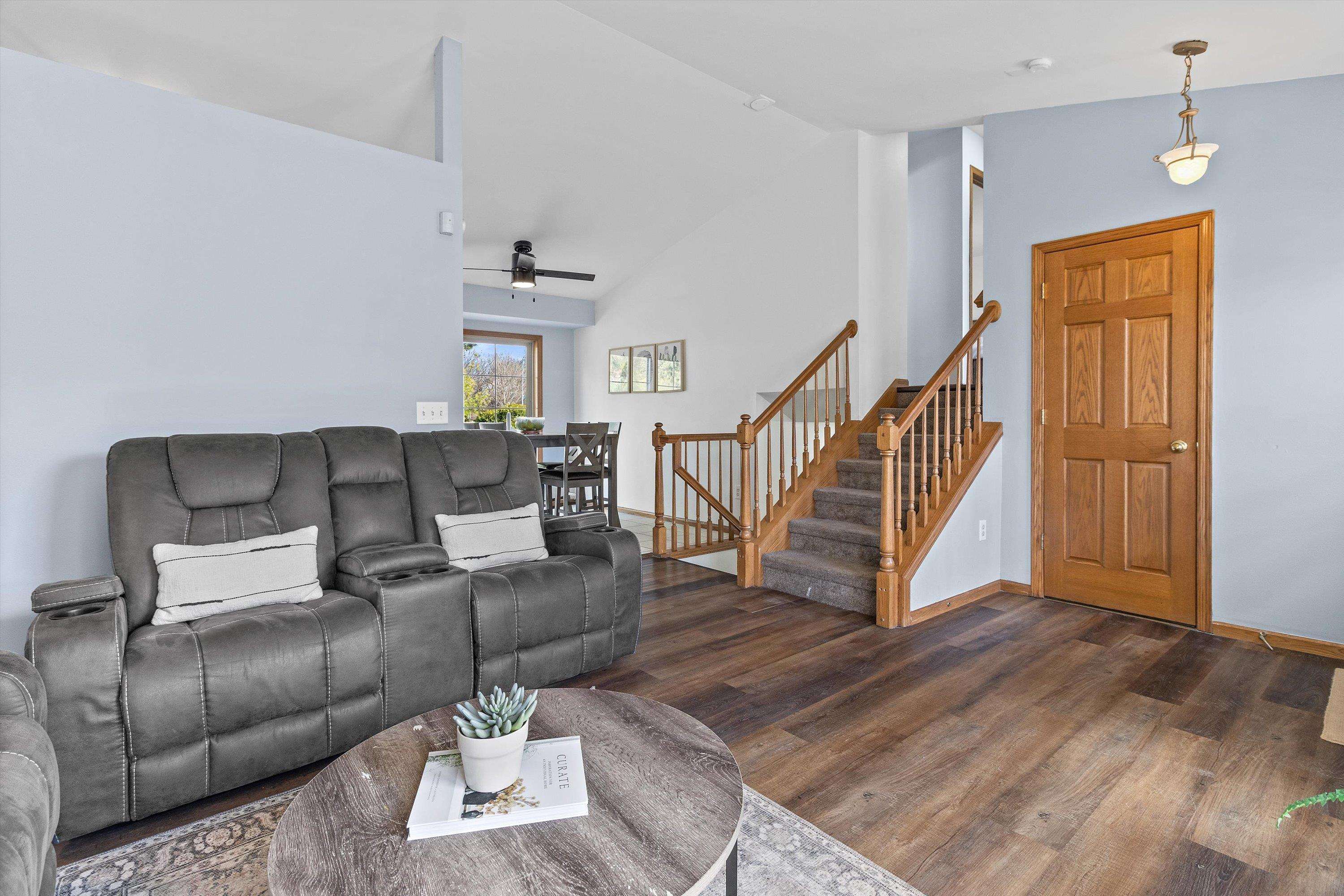 4109 Carberry Street Madison, WI 53704 - Photo 9 of 31