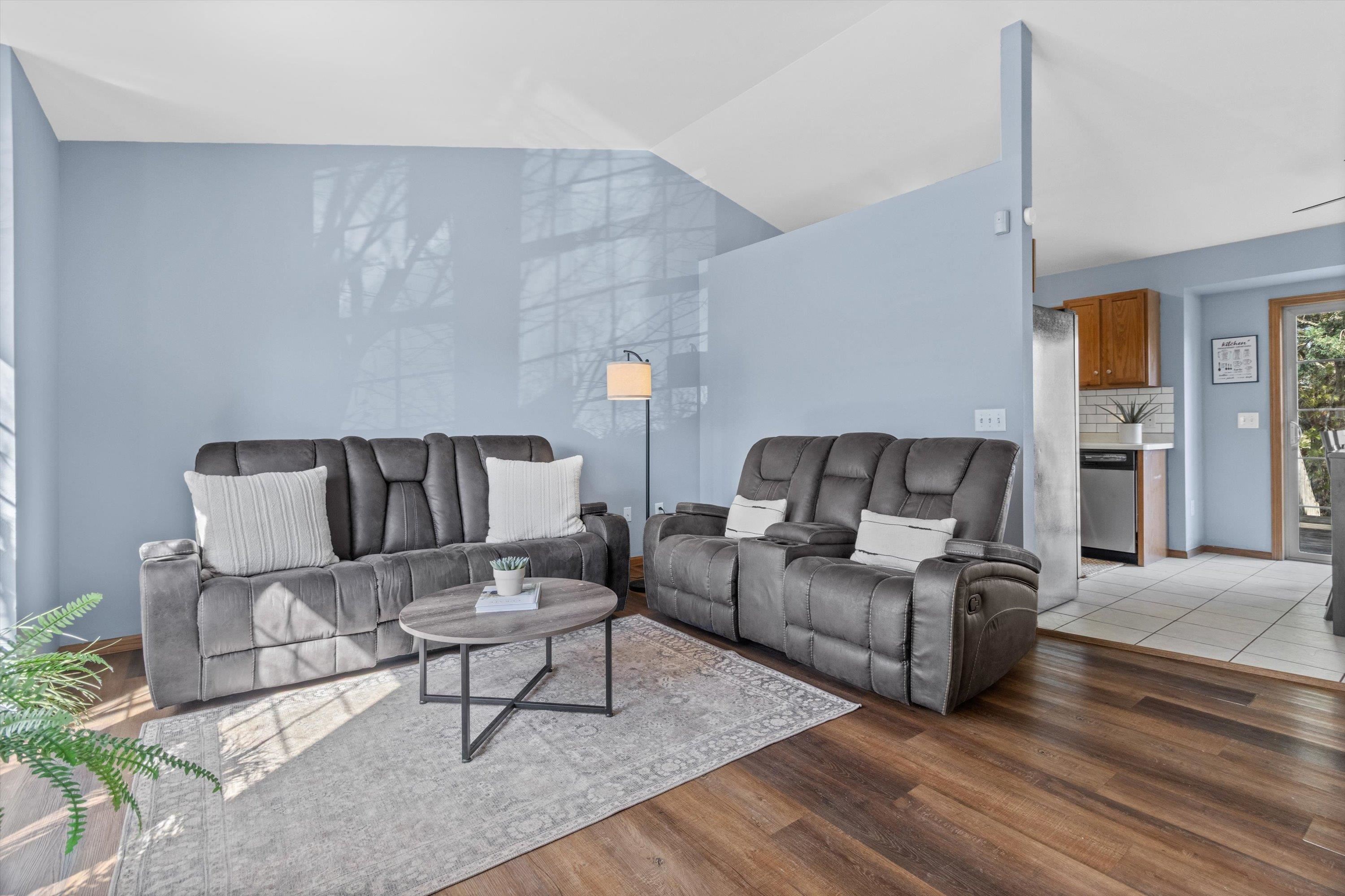 4109 Carberry Street Madison, WI 53704 - Photo 10 of 31