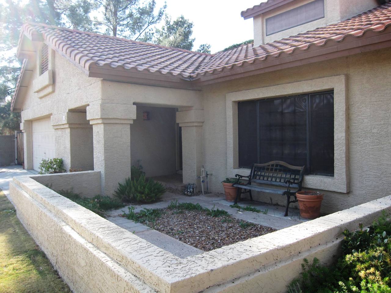 118 South Riata Drive Gilbert, AZ 85296 - Photo 3 of 26 Courtyard