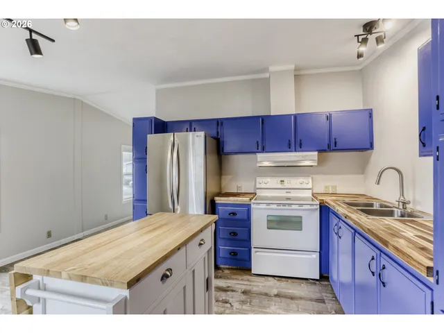 $89,000 | 18485 Southwest Pacific Drive, Unit 44, Tualatin, OR 97062