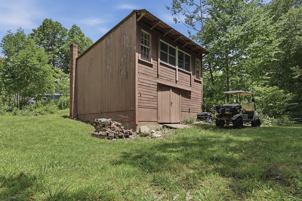 270 Wendell Depot Road Wendell, MA 01379 - Photo 9 of 42