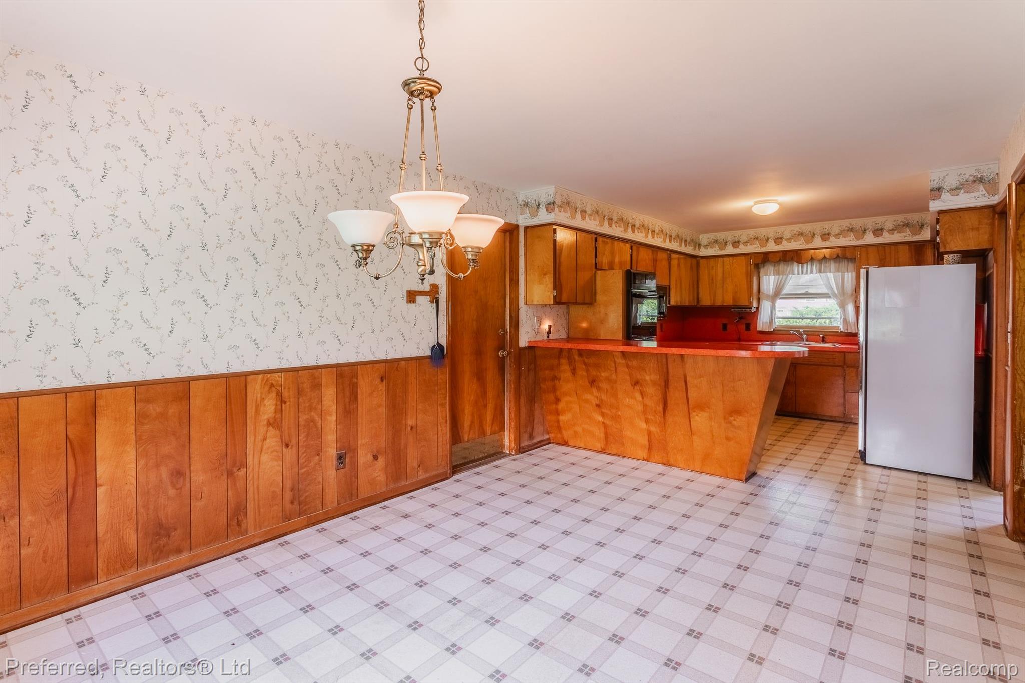 33721 Willow Road New Boston, MI 48164 - Photo 12 of 41 Gallery Image 12