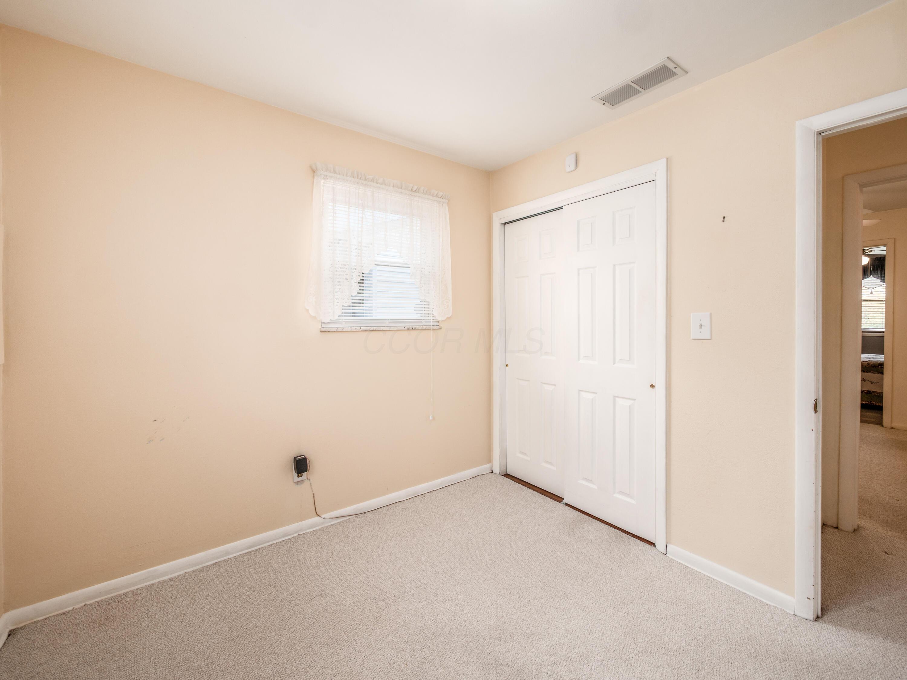 696 Williams Road Columbus, OH 43207 - Photo 33 of 39 A_696_Buttles_049
