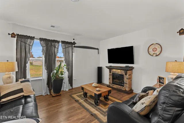 $348,500 | 2061 Southwood Circle, Morristown, TN 37813