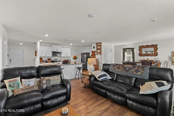 $348,500 | 2061 Southwood Circle, Morristown, TN 37813