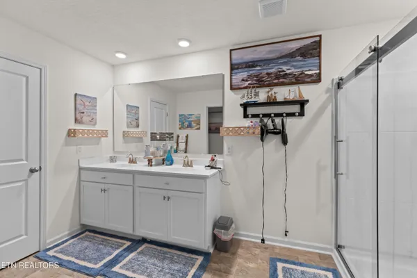 $348,500 | 2061 Southwood Circle, Morristown, TN 37813