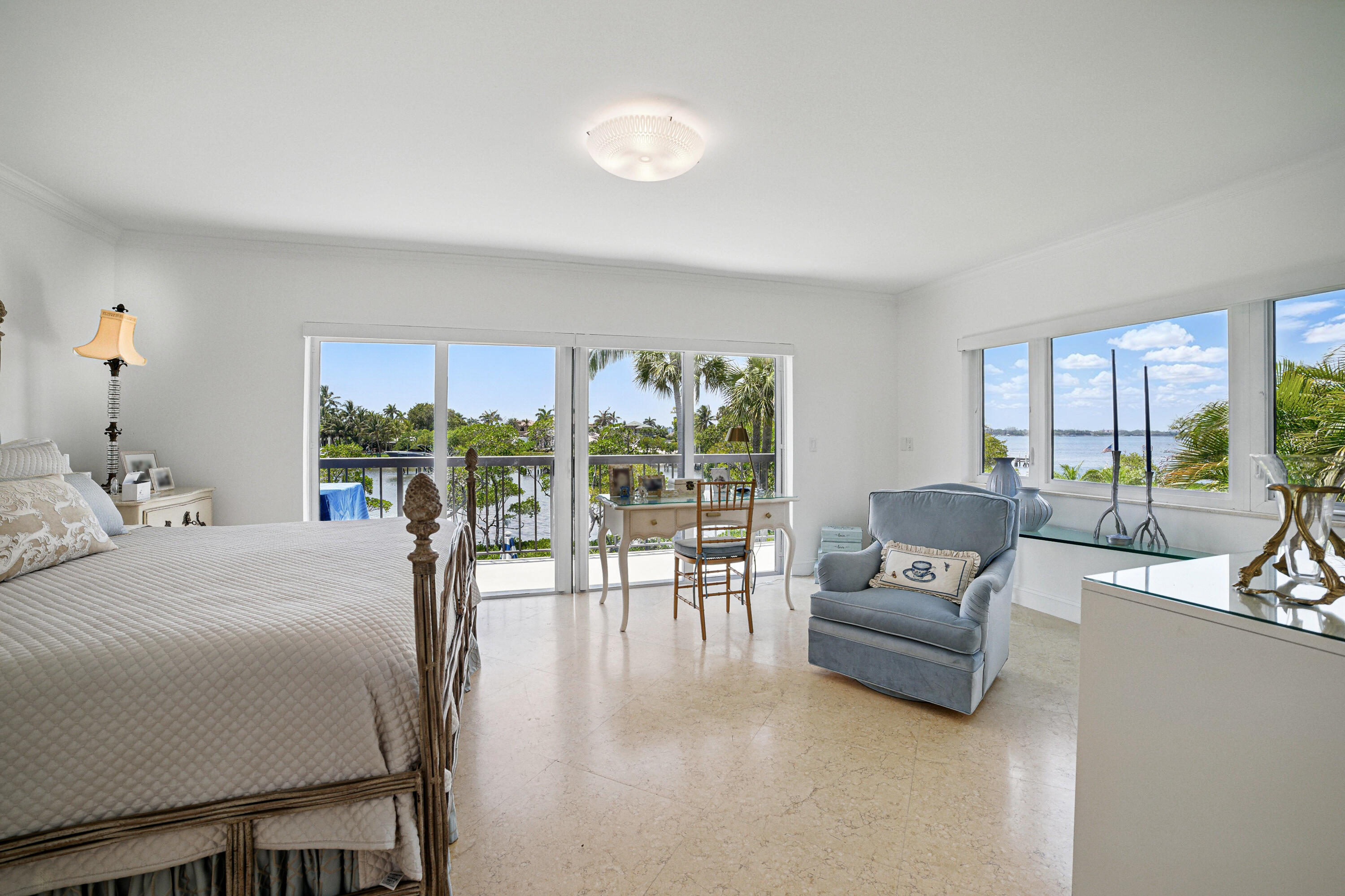 3474 South Ocean Boulevard, Unit 14 Palm Beach, FL 33480 - Photo 23 of 64 Bedroom2