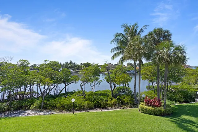 $15,000 | 3474 South Ocean Boulevard, Unit 14, Palm Beach, FL 33480