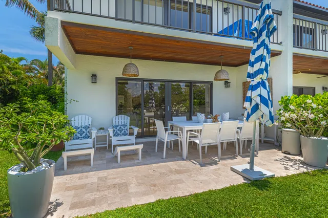 $15,000 | 3474 South Ocean Boulevard, Unit 14, Palm Beach, FL 33480