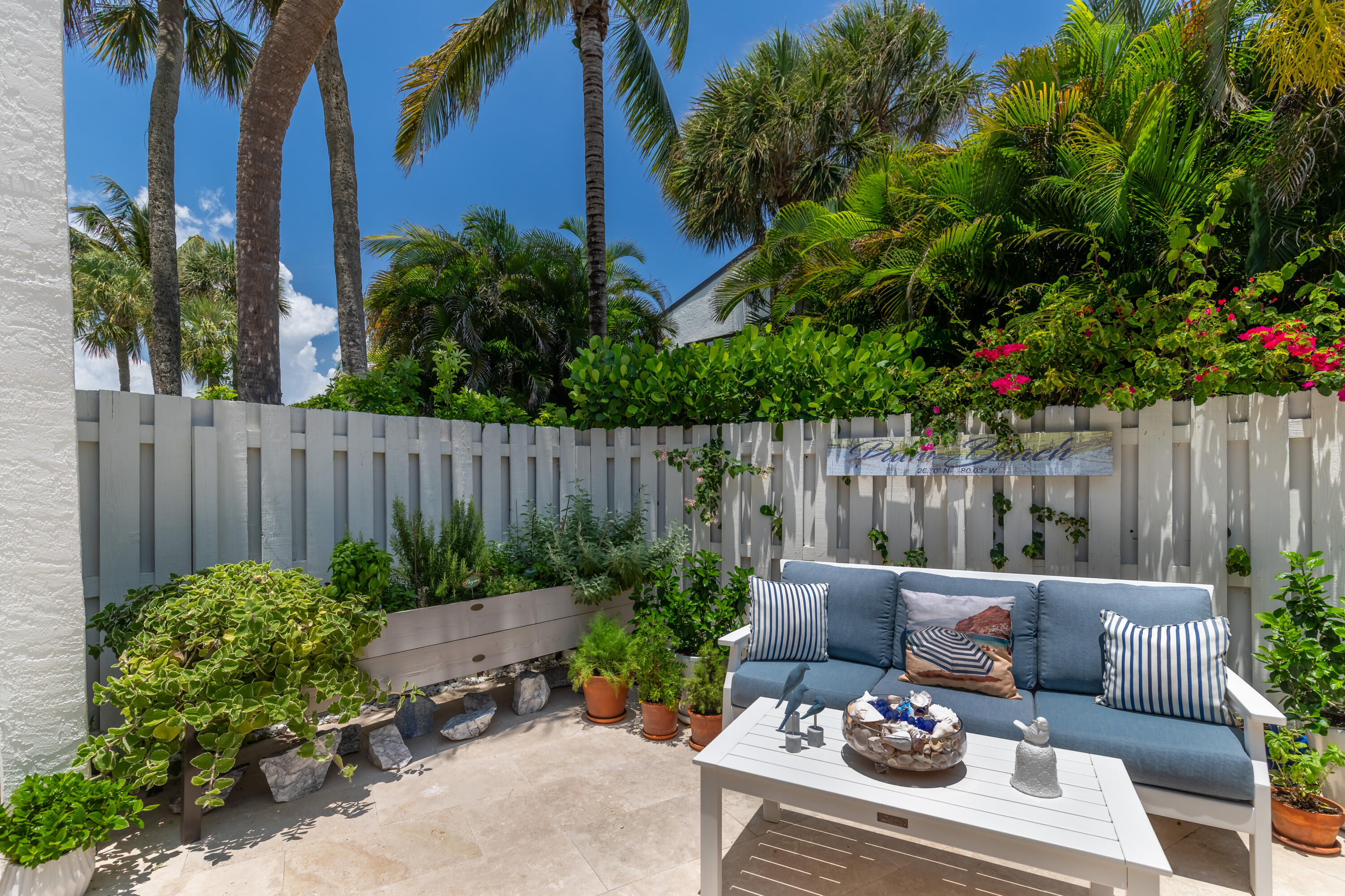 3474 South Ocean Boulevard, Unit 14 Palm Beach, FL 33480 - Photo 50 of 64 Front Home-Patio