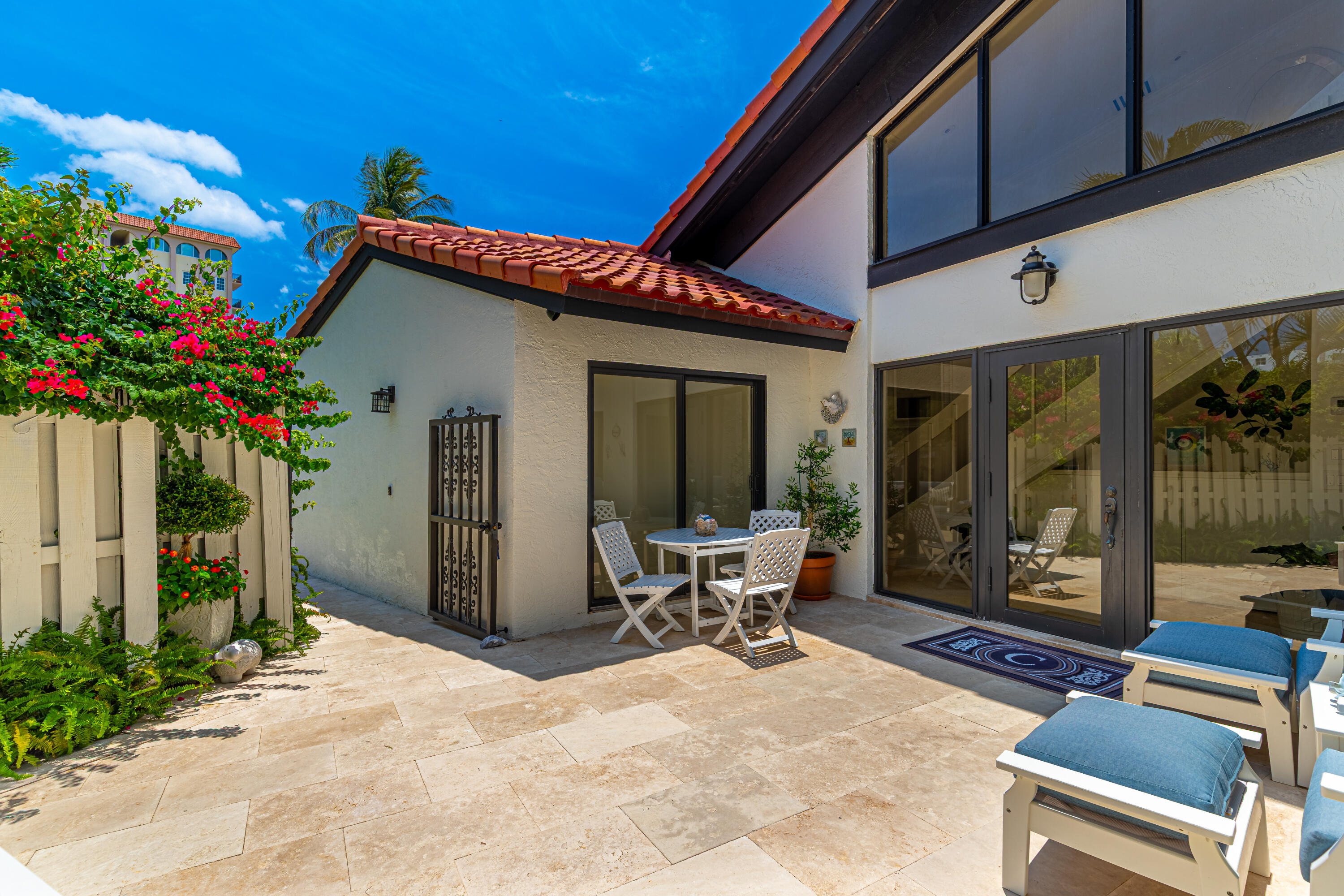 3474 South Ocean Boulevard, Unit 14 Palm Beach, FL 33480 - Photo 51 of 64 Front Home-Patio