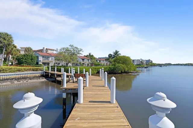 $15,000 | 3474 South Ocean Boulevard, Unit 14, Palm Beach, FL 33480