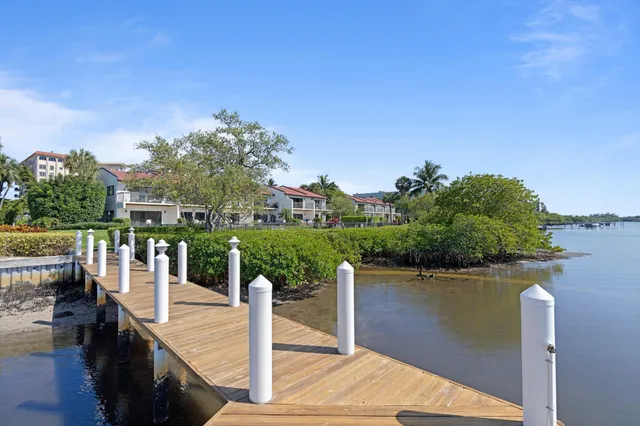 $15,000 | 3474 South Ocean Boulevard, Unit 14, Palm Beach, FL 33480