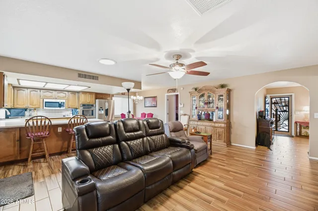 $624,900 | 30 East Palo Verde Street, Gilbert, AZ 85296