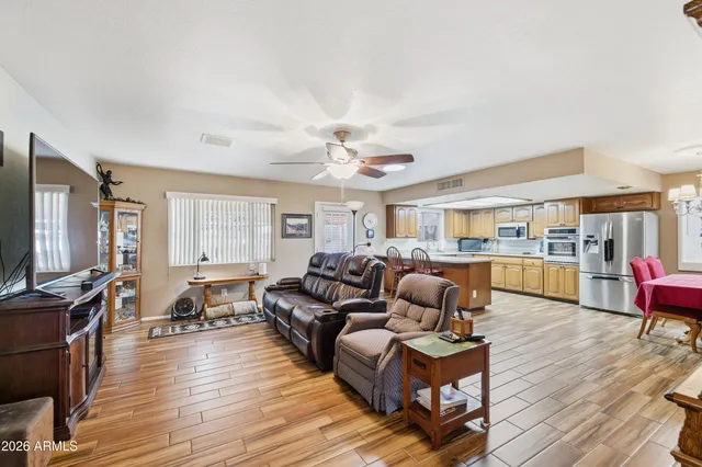 $624,900 | 30 East Palo Verde Street, Gilbert, AZ 85296