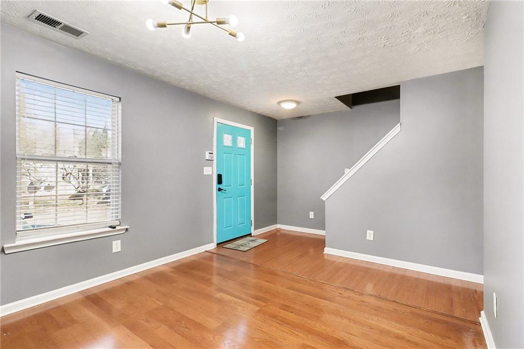 3055 Panthers Trace Decatur, GA 30034 - Photo 6 of 33