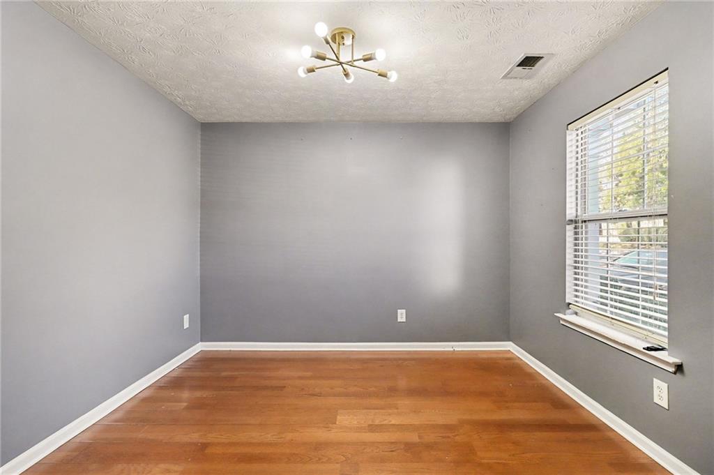 3055 Panthers Trace Decatur, GA 30034 - Photo 8 of 33