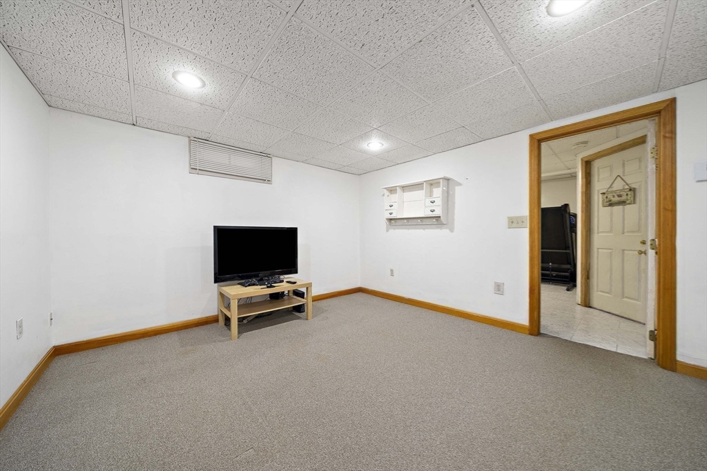 9 Rice Avenue Northborough, MA 01532 - Photo 21 of 35 Gallery Image 21