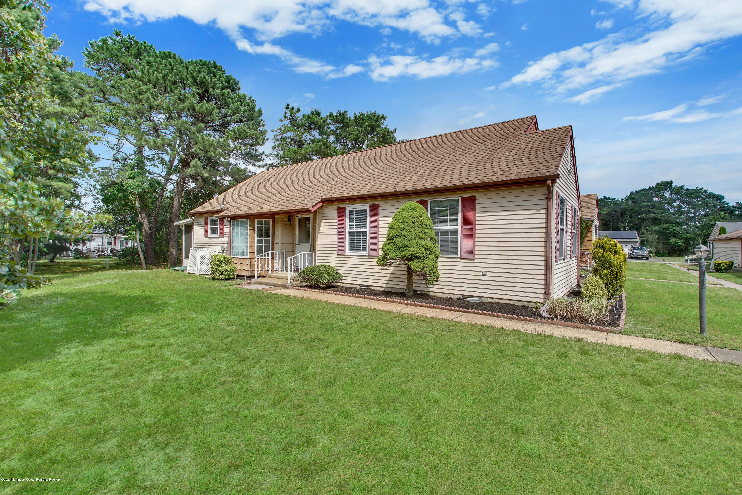 16 A Ashley Road Whiting, NJ 08759 - Photo 6 of 57 008_dsc04270-dsc04274_