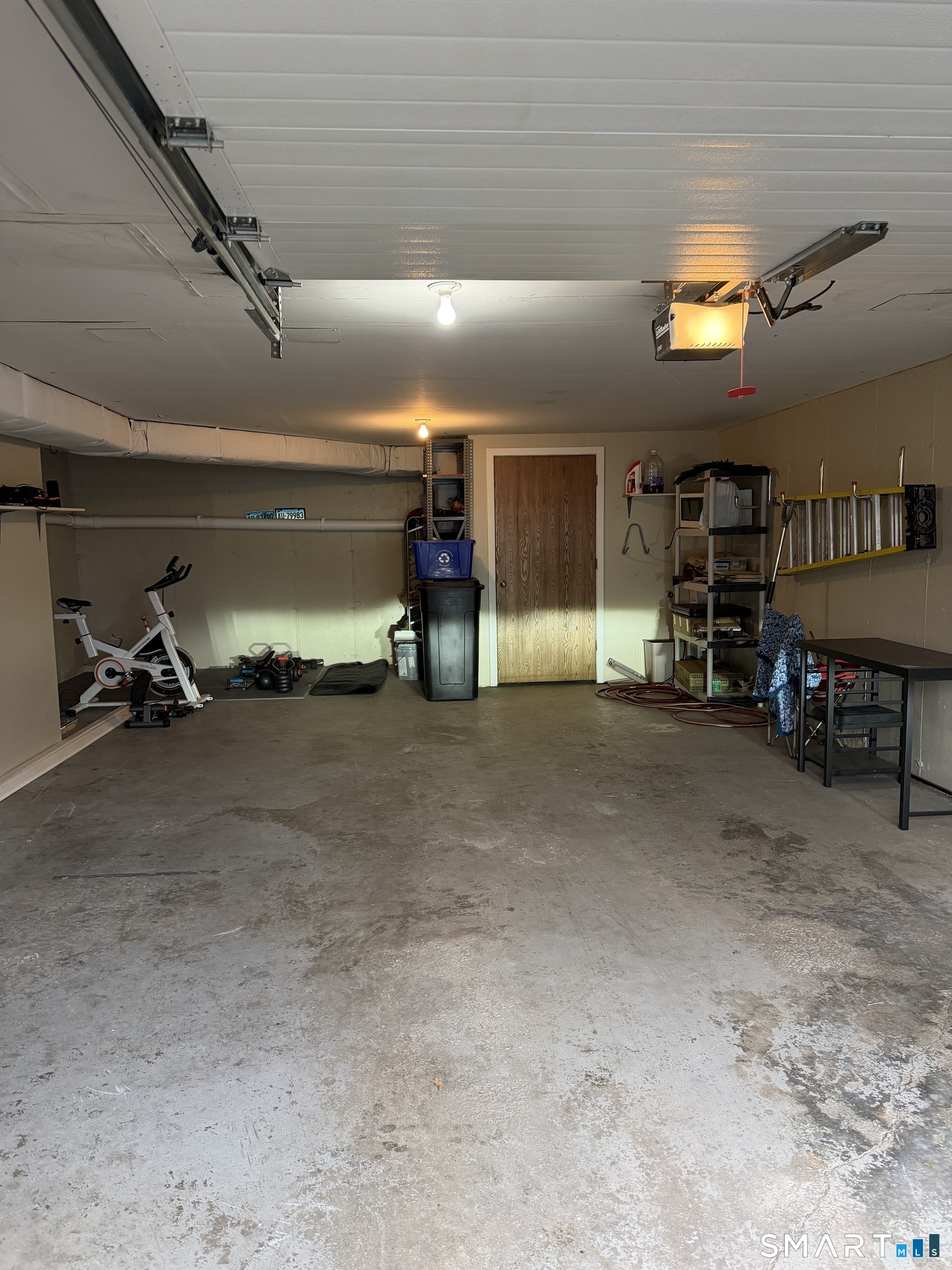 43 Sun Ridge Lane, Unit 43 Cromwell, CT 06416 - Photo 25 of 30 a view of a big room with air conditioner duct and materials on floor