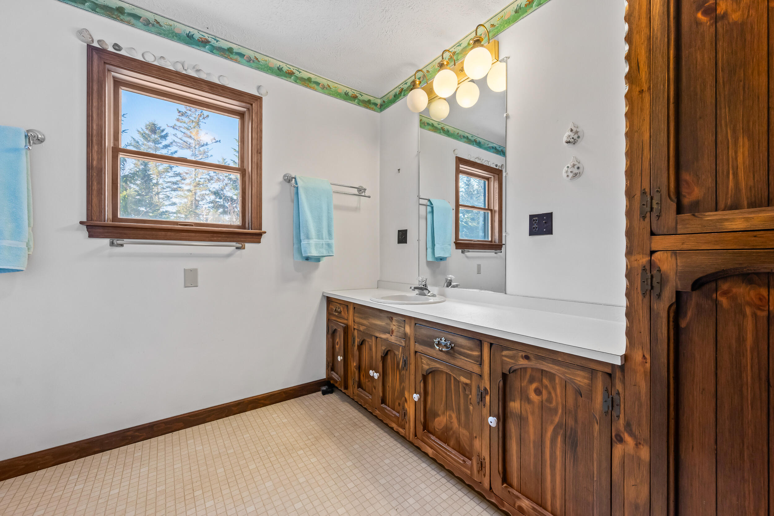 41 Stone Hedge Lane Rangeley, ME 04970 - Photo 32 of 57 Upstairs Bath