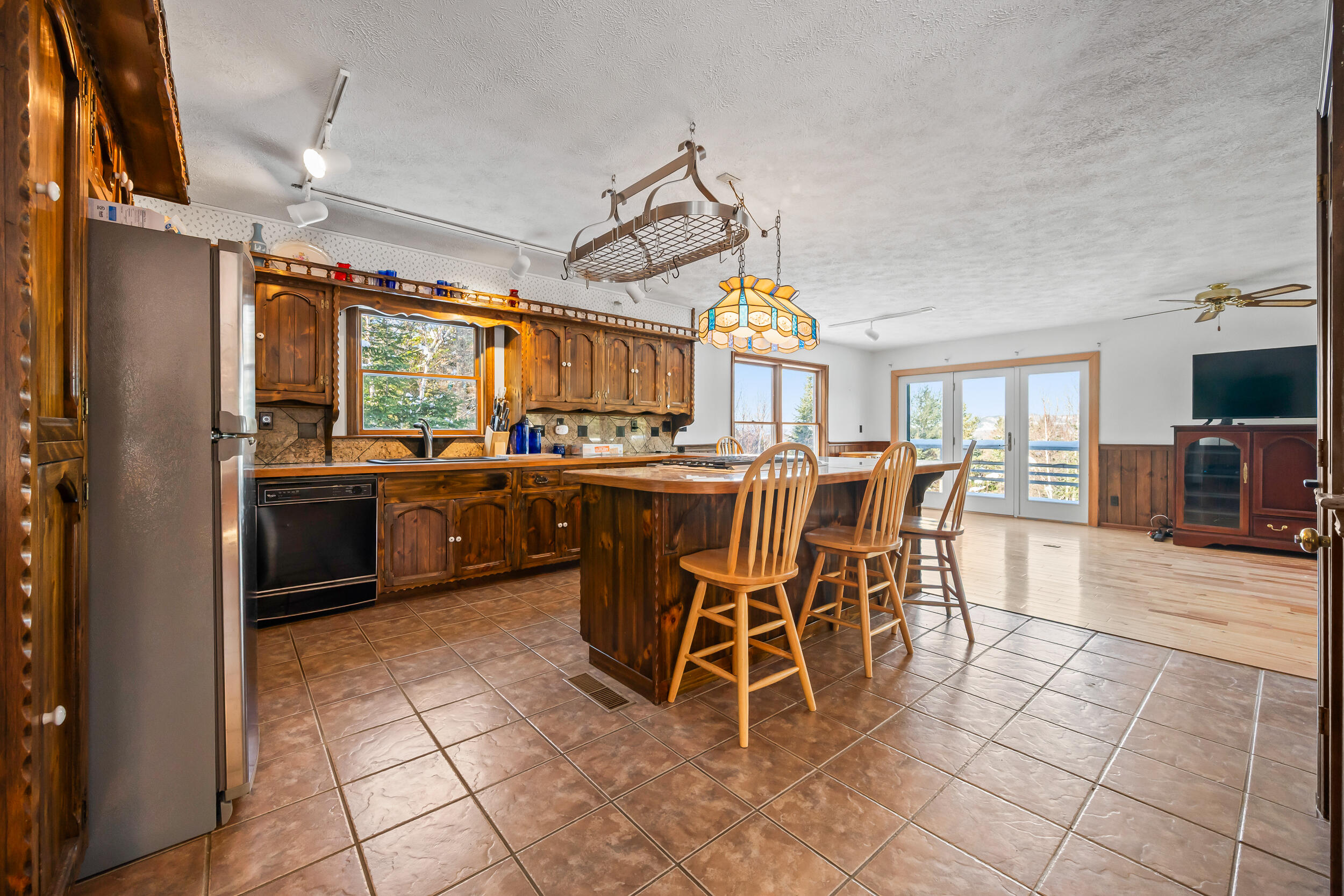 41 Stone Hedge Lane Rangeley, ME 04970 - Photo 5 of 51 Kitchen