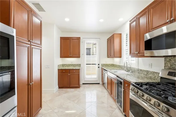 $3,700 | 11537 Amalfi Way, Porter Ranch, CA 91326