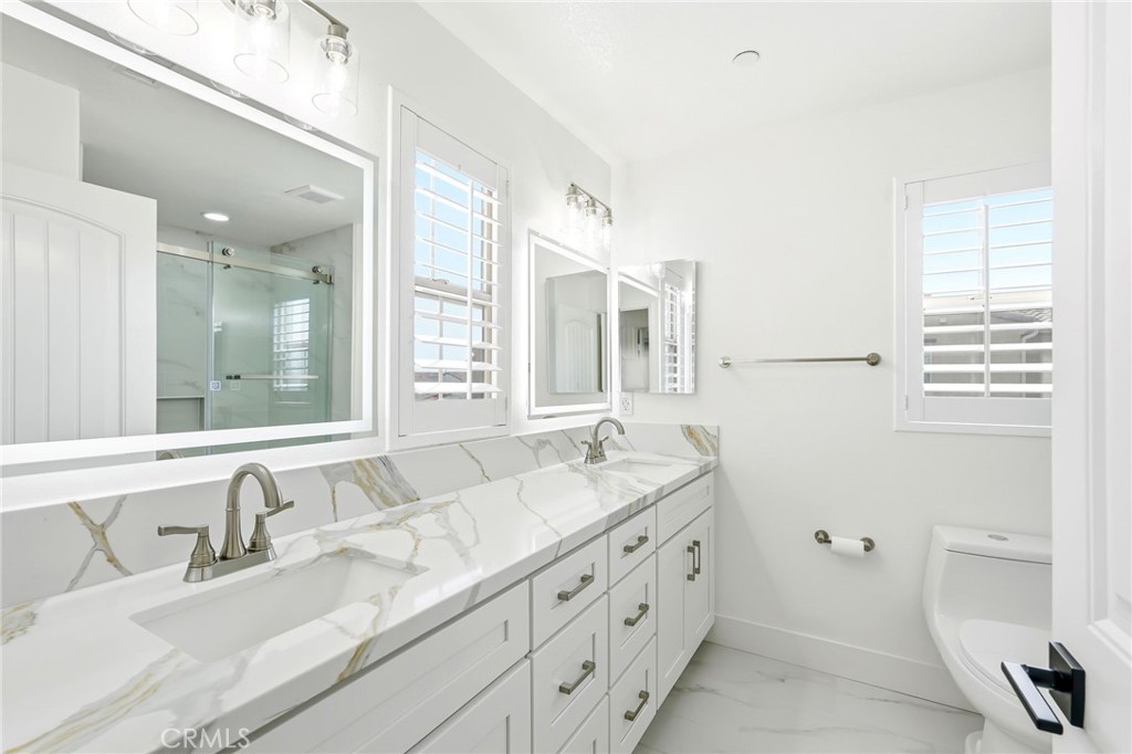 11537 Amalfi Way Porter Ranch, CA 91326 - Photo 23 of 35