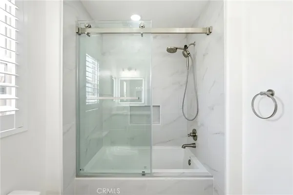 $3,700 | 11537 Amalfi Way, Porter Ranch, CA 91326