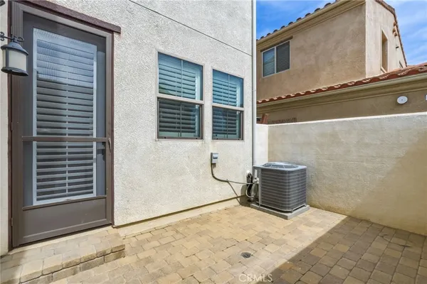 $3,700 | 11537 Amalfi Way, Porter Ranch, CA 91326
