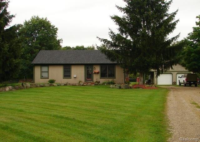 3659 Sutton Road Metamora, MI 48455 - Photo 1 of 28 Front of home.jpg