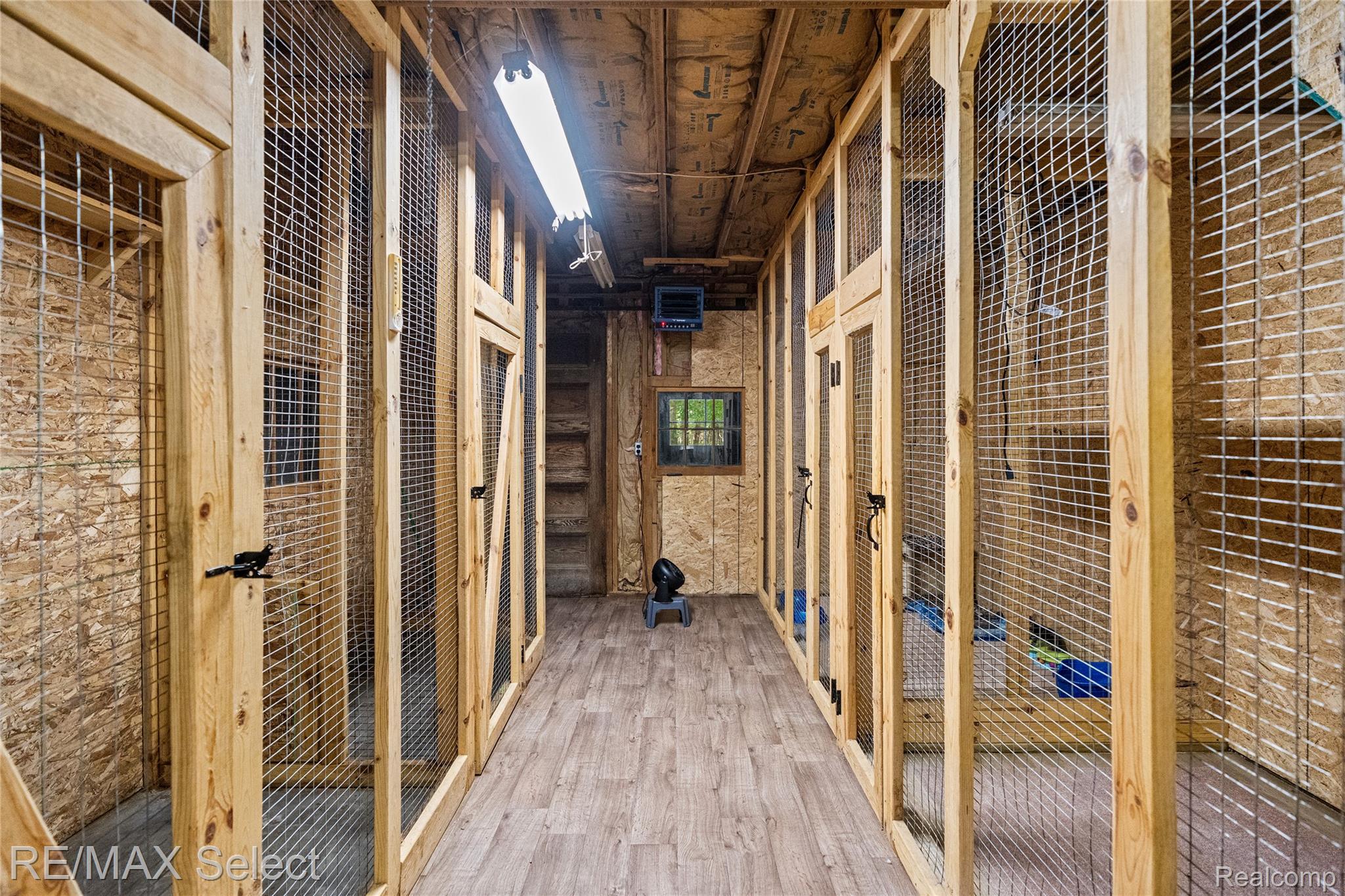3471 South Towerline Road Bridgeport, MI 48722 - Photo 47 of 55 3471 S Towerline Rd barn 06.jpg