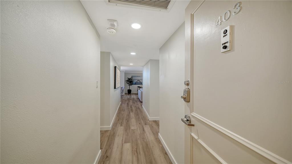 1000 Longboat Club Road, Unit 403 Longboat Key, FL 34228 - Photo 4 of 30