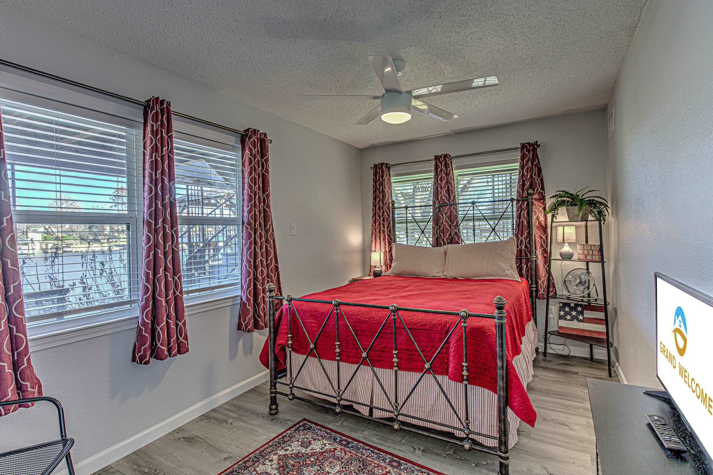 208 Riverside Drive Kingsland, TX 78639 - Photo 35 of 39