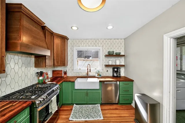 $699,999 | 1251 North Palomares Street, Pomona, CA 91767