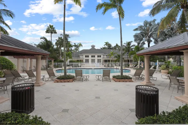 $2,300 | 224 Murcia Drive, Unit 305, Jupiter, FL 33458