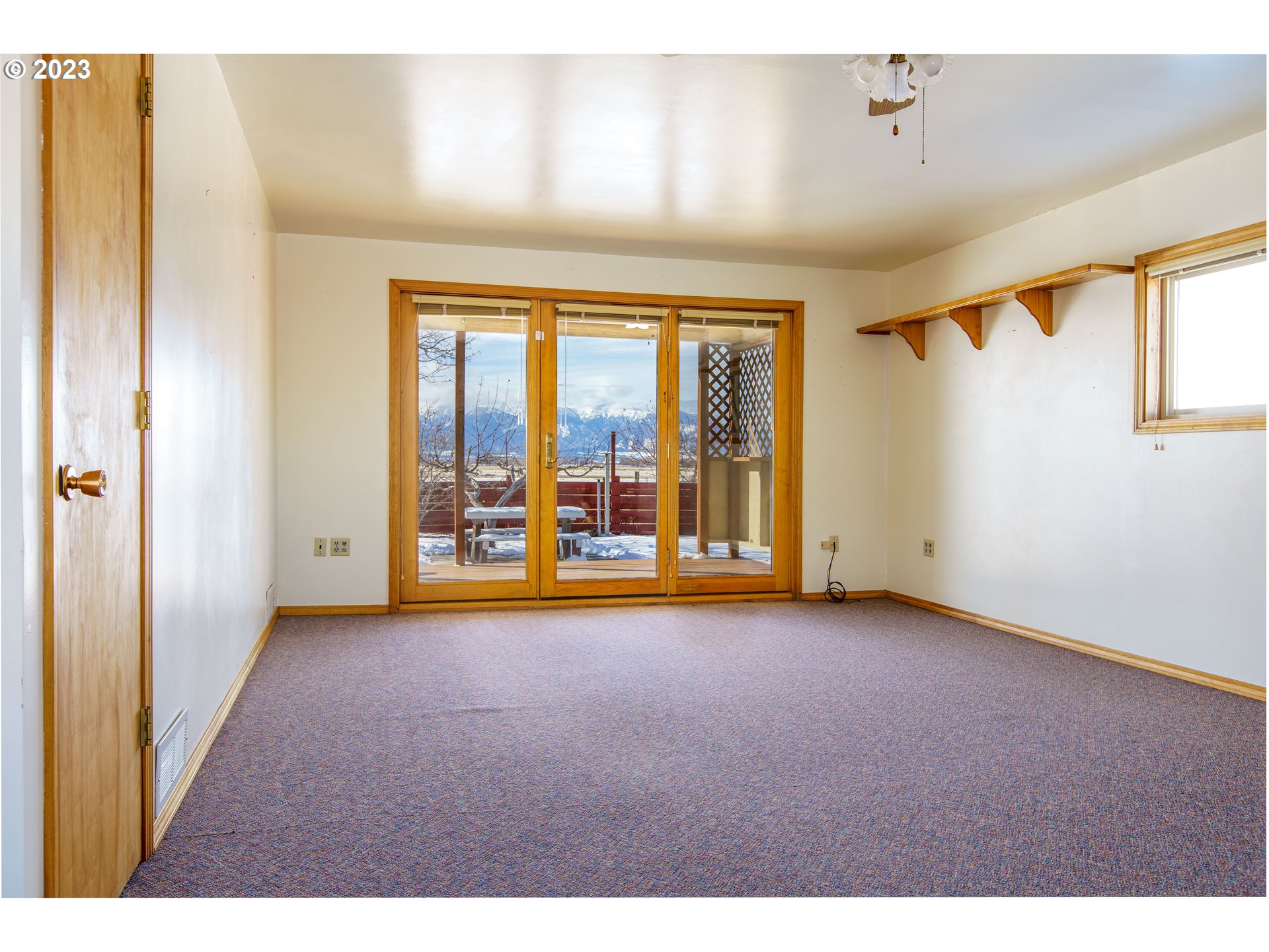 42644 Nye Road Baker City, OR 97814 - Photo 9 of 27 Gallery Image 9