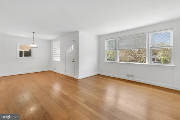 $4,500 | 6514 Ivy Hill Drive, McLean, VA 22101