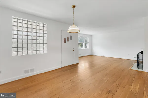 $4,500 | 6514 Ivy Hill Drive, McLean, VA 22101