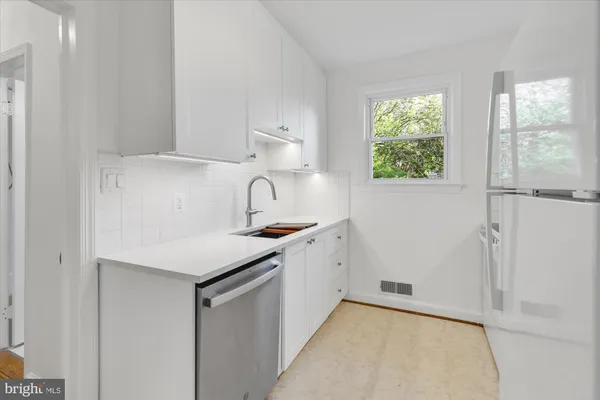 $4,500 | 6514 Ivy Hill Drive, McLean, VA 22101