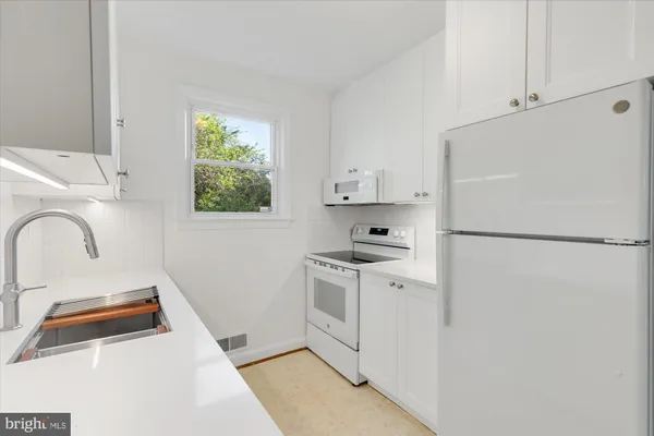 $4,500 | 6514 Ivy Hill Drive, McLean, VA 22101