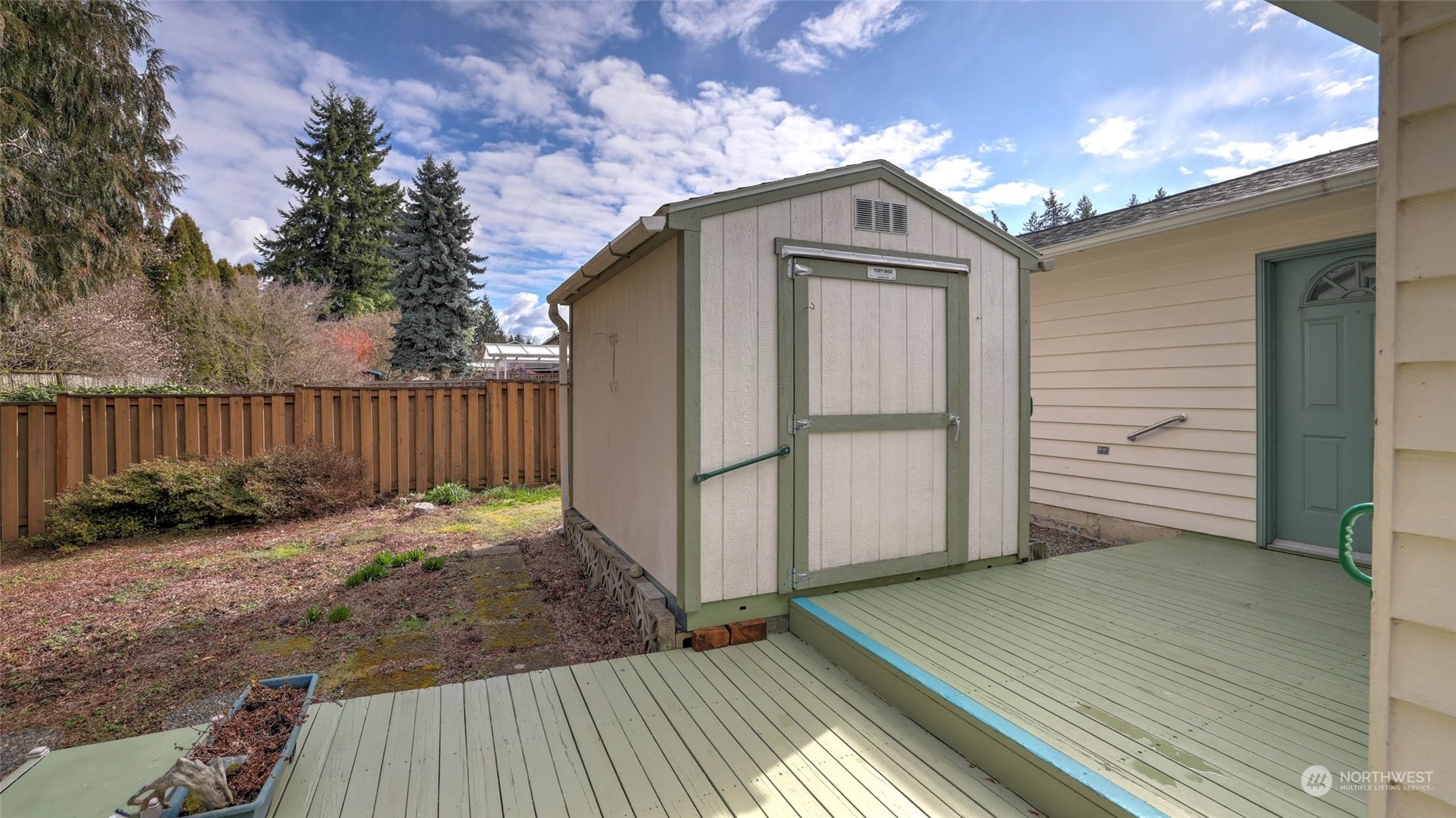 2520 Northeast 23rd Place Renton, WA 98056 - Photo 23 of 24 Gallery Image 23