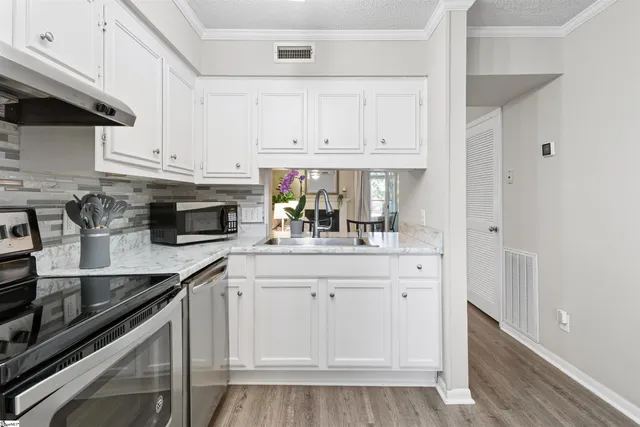 $180,000 | 805 Stallings Road, Unit 110, Taylors, SC 29687