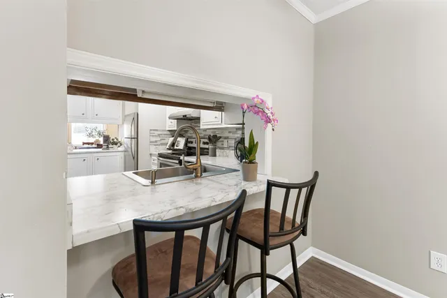 $180,000 | 805 Stallings Road, Unit 110, Taylors, SC 29687