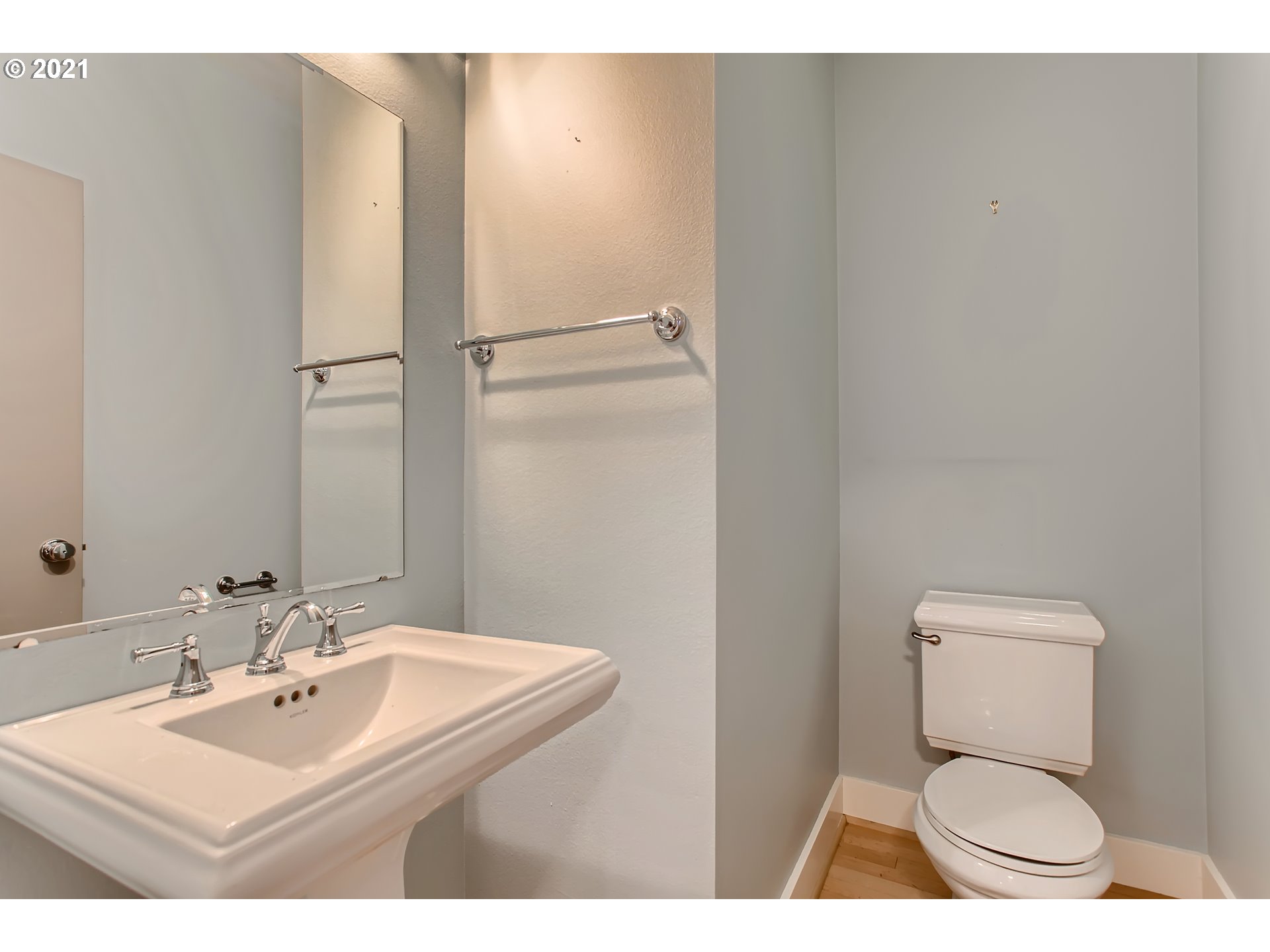 3211 Northwest Miller Road Portland, OR 97229 - Photo 12 of 31 Gallery Image 12