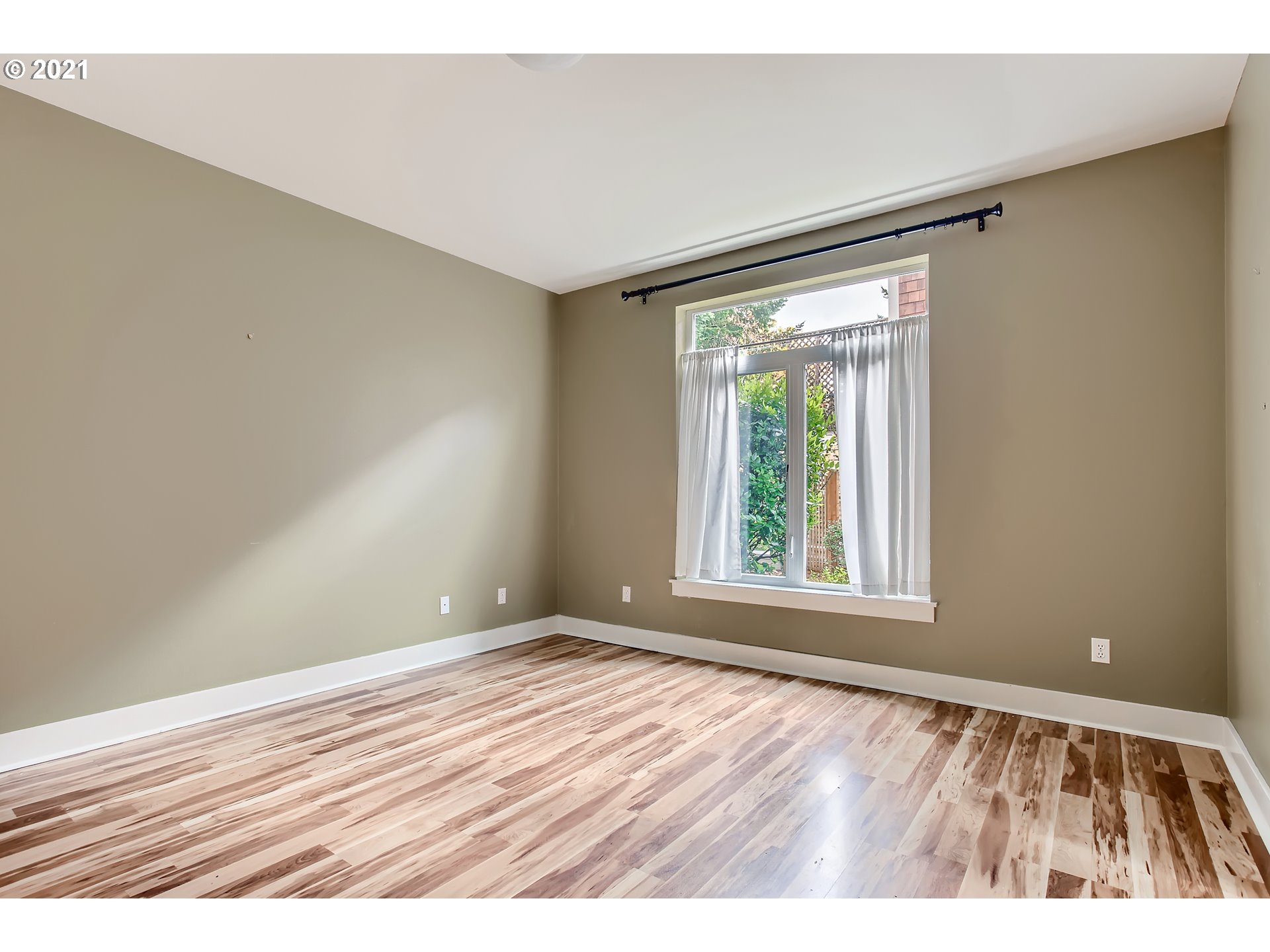 3211 Northwest Miller Road Portland, OR 97229 - Photo 21 of 31 Gallery Image 21