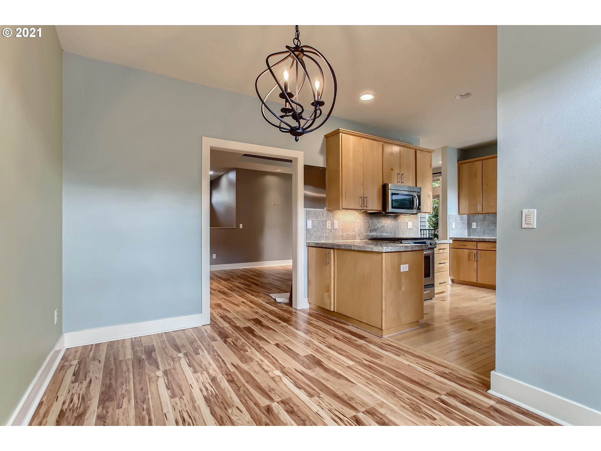 3211 Northwest Miller Road Portland, OR 97229 - Photo 7 of 31 Gallery Image 7