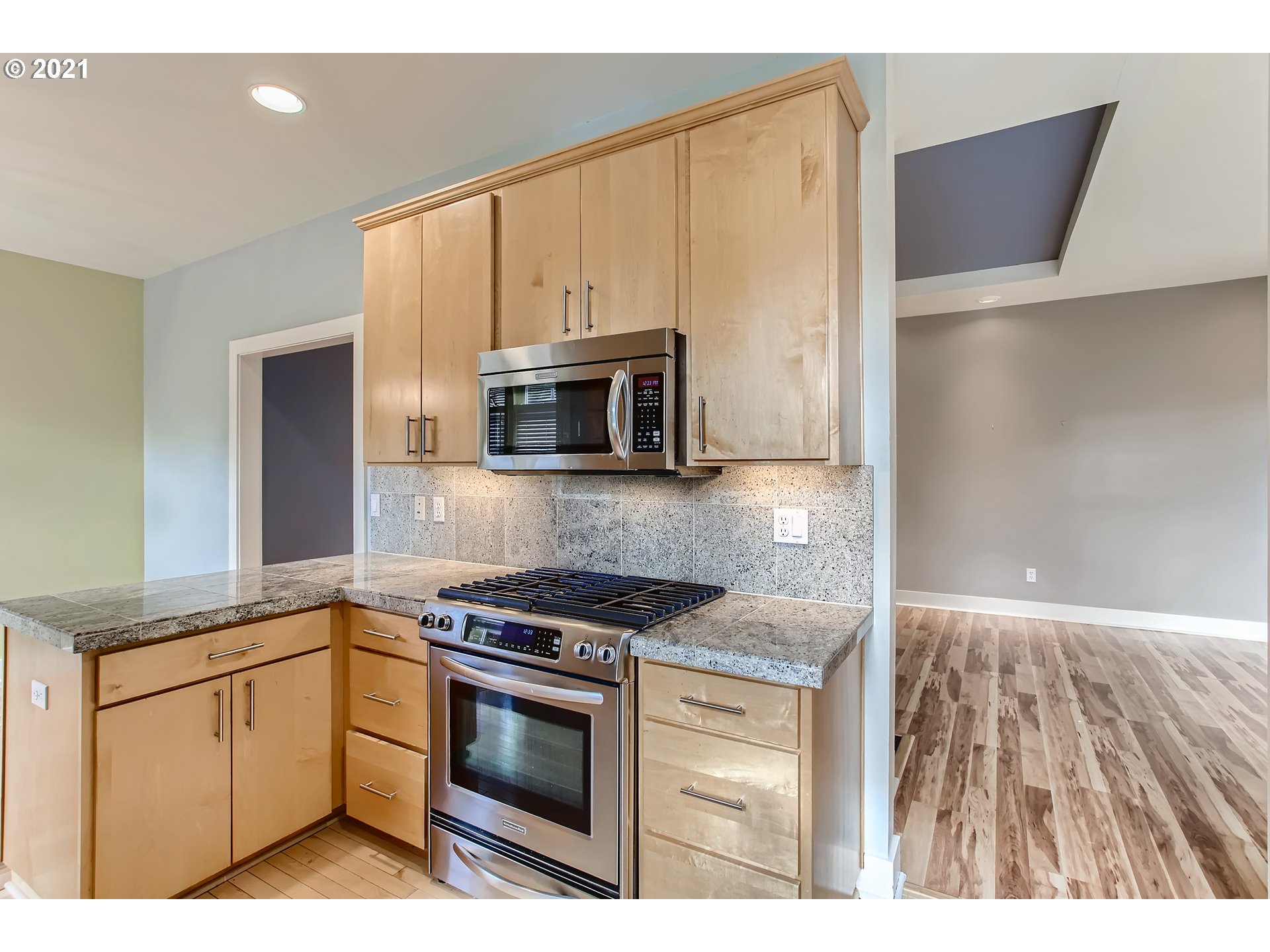 3211 Northwest Miller Road Portland, OR 97229 - Photo 10 of 31 Gallery Image 10